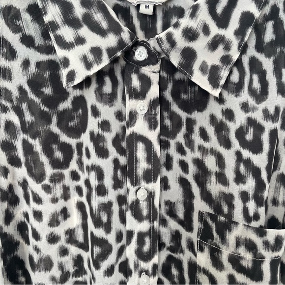 Guess Leopard Printed Sheer Blouse Button Down Sleeveless Top Size M Chiffon - Picture 5 of 14